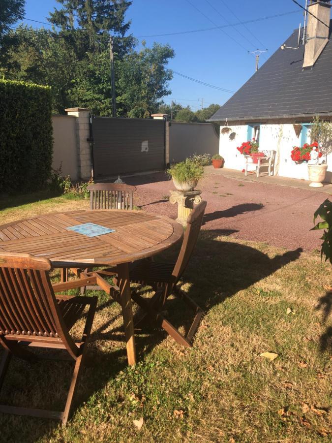 فيلا Maison Du Bonheur Saint-Mards-de-Fresne المظهر الخارجي الصورة