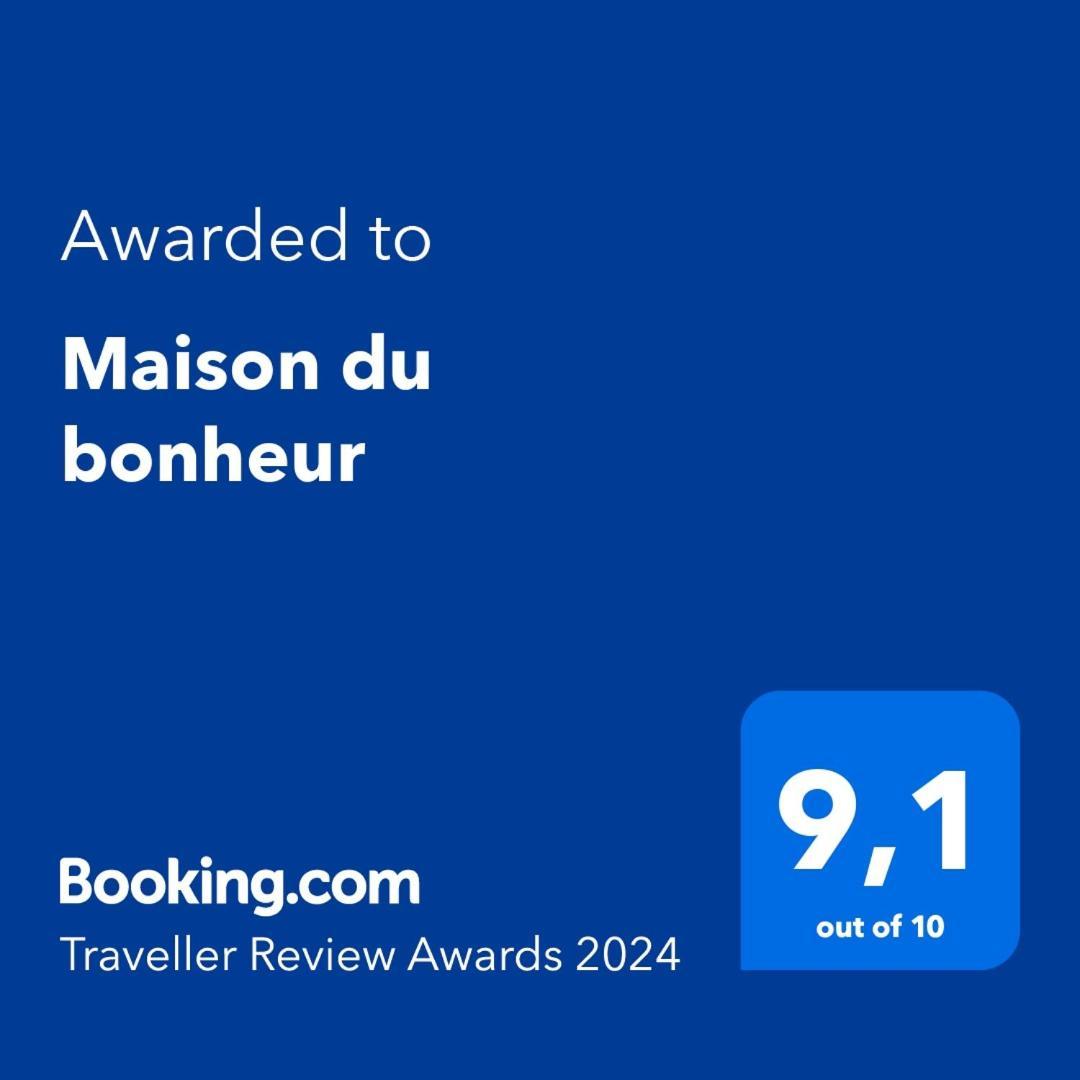 فيلا Maison Du Bonheur Saint-Mards-de-Fresne المظهر الخارجي الصورة
